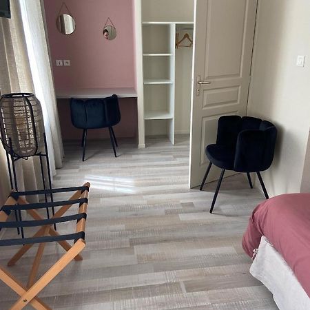 La Rose Des Vents Bed and Breakfast Saint-Symphorien-de-Marmagne Εξωτερικό φωτογραφία